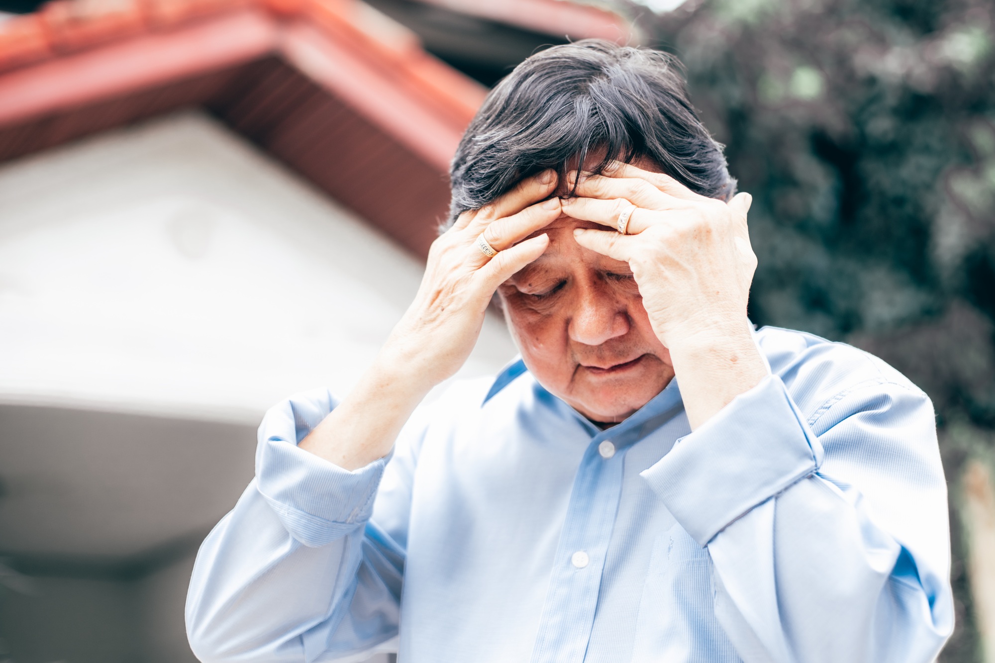 ELDER MAN HEADACHE